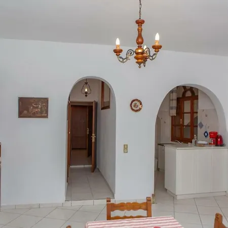 Daire Vrodos Authetic Traditional Cycladic Home *