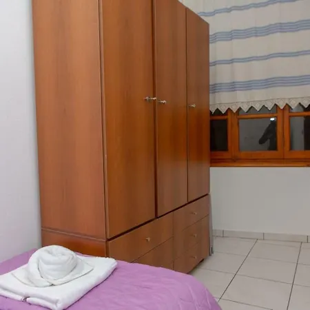 Daire Vrodos Authetic Traditional Cycladic Home